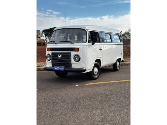 VOLKSWAGEN KOMBI 1.4 MI STD 8V FLEX 4P MANUAL VOLKSWAGEN KOMBI 1.4 MI STD 8V FLEX 4P MANUAL